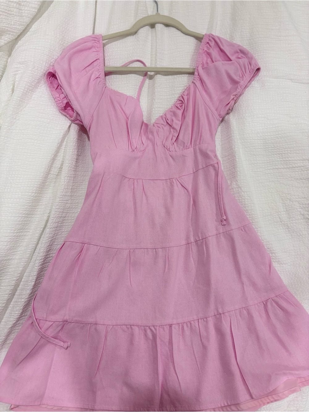 La Hearts Pink Tiered Puff-Sleeve Mini Dress